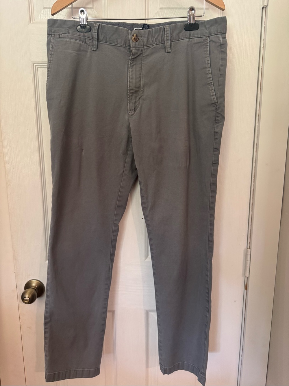 Club Room Men’s Gray Straight-Leg Casual Pants